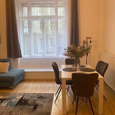 Blue Danube Apartment Downtown With Free Parking 布达佩斯 外观 照片